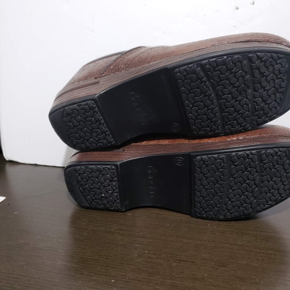 Dansko Professional Brown Leather Embossed Clogs Shoes US 10.5-11/EU 41 - Picture 13 of 14